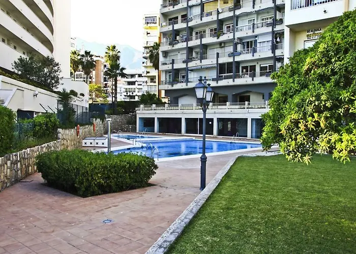 马贝拉钱八套房公寓 马尔韦利亚