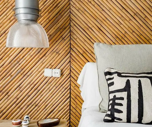 马贝拉钱八套房公寓